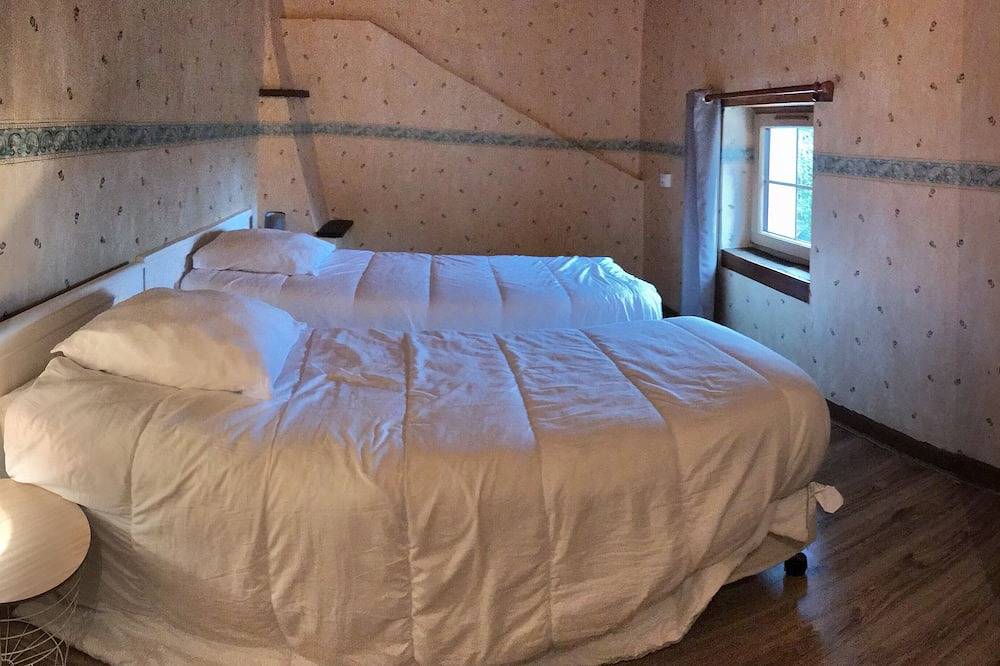 Dordogne, Périgord, Paradis, Maison Longère 200m2, 12 pers, piscine, étang privé in Saint-Jean-d'Estissac, Périgord Pourpre
