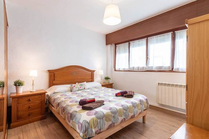 Entire apartment, Mundaka Home E-Bi 260, With Good Access, Kitchen / Lounge / 2Hab. Wifi, Parking. in Basamortu kala (Mundaka), Mundaka