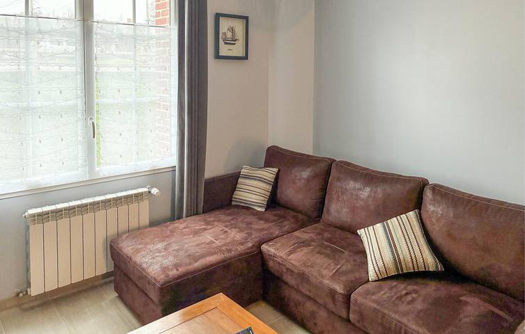 Acogedor apartamento de 2 dormitorios con wifi, aparcamiento y a 900 m de la playa in Saint-Valery-en-Caux, Región de Dieppe