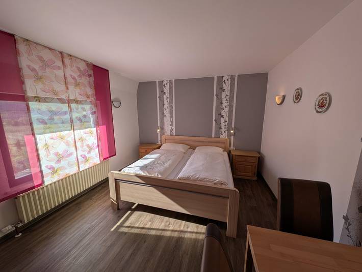Ferienwohnung für 4 Personen, mit Garten und Balkon - 1