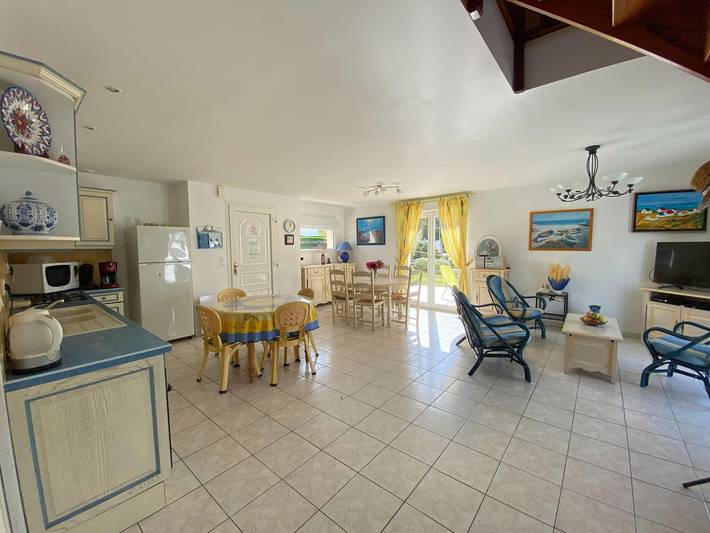 Location de vacances pour 6 personnes, avec terrasse, animaux acceptés à Hauteville-sur-Mer - 4