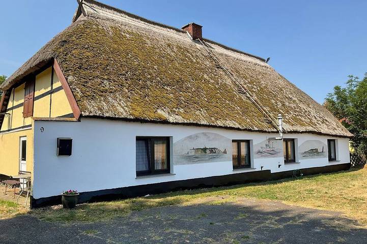Apartamento entero, FeHaus 1 - Rügen-Fewo 07 in Dranske, Rügen