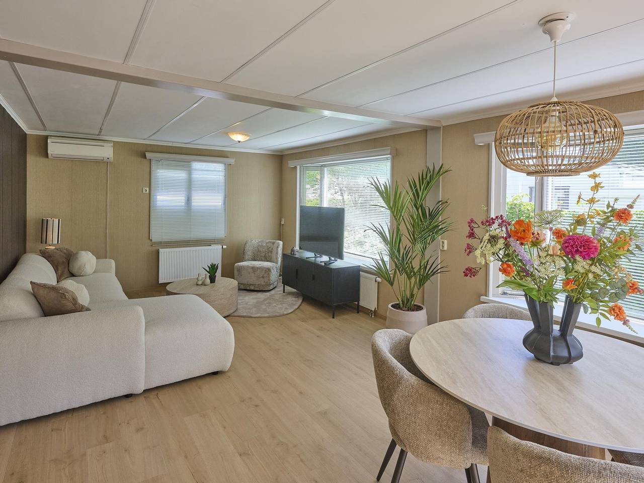 Luxe vakantiehuis met wellness in bosgebied in Kaatsheuvel, Noord-Brabant