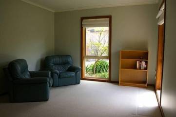 Holiday Home for 10 People in Inverloch, Bass Coast Shire, Photo 4