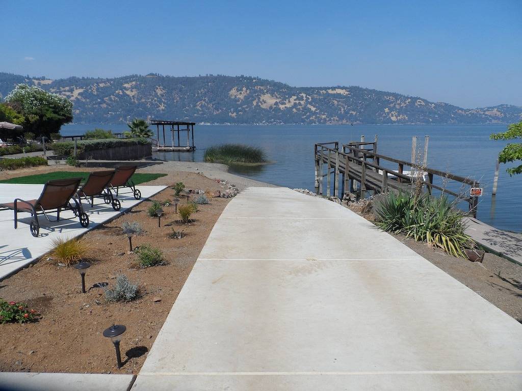 Haus am See direkt am Wasser in Paradise Cove # 1 In Bewertungen umgebaut in California North Coast