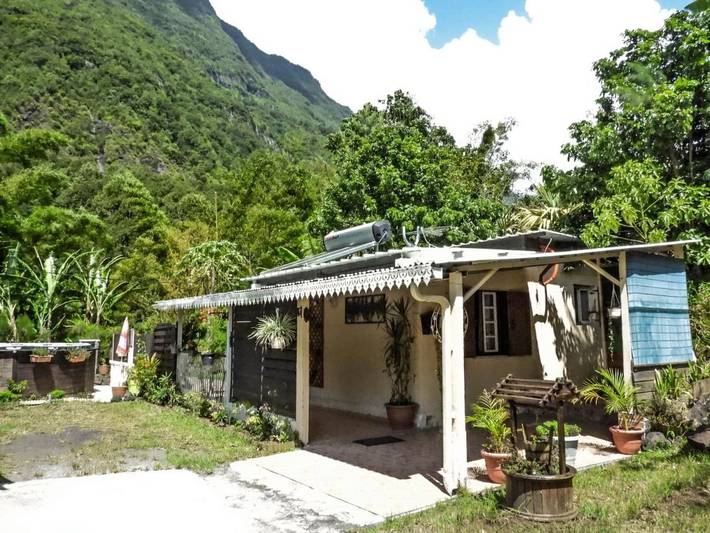 Location de vacances pour 4 personnes, avec jardin ainsi que piscine et vue dans Riviere Du Mat - 2
