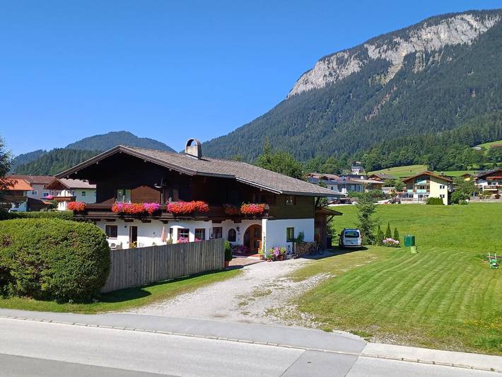 Ferienwohnung für 4 Personen, mit Garten und Balkon in Söll - 2