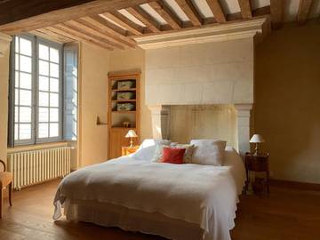 Chambre d’hôte pour 2 personnes, avec vue ainsi que piscine et jardin à Beaumont-Pied-de-Bœuf
