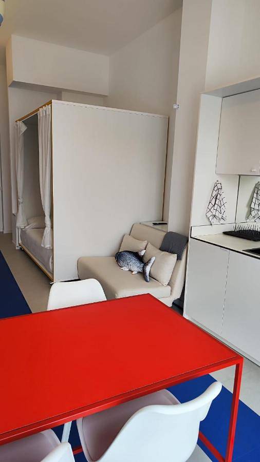 Geheel appartement, Carisan2 - fully equipped, 6 min to beach in La Malvarrosa, Valencia