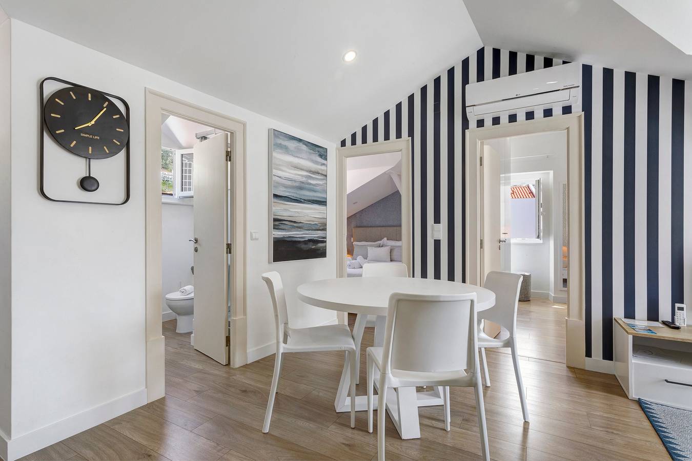 Ganze Wohnung, Ferienwohnung "Casa Ribeiro - Praia Chic" mit Balkon und Wlan in Praia da Nazaré, Nazaré