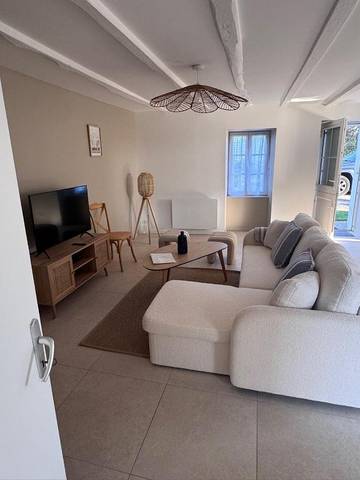 Gîte pour 8 personnes, avec jardin dans Pen Bé