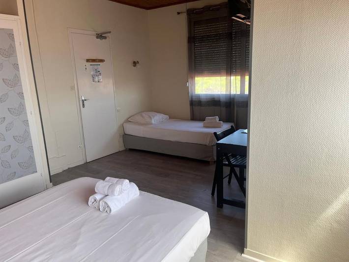 Hôtel pour 2 personnes, avec terrasse dans Office De Tourisme De Mimizan - 3