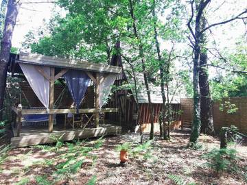 Gîte pour 2 personnes, avec terrasse et jacuzzi à Taller