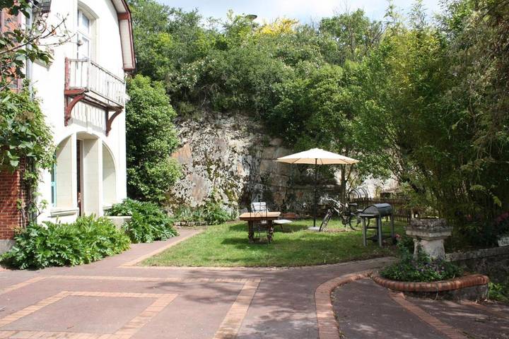 Casa de huéspuedes para 2 personas, con terraza y jardín - 1