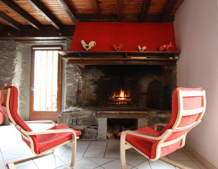 Gîte pour 10 personnes, avec jardin et terrasse dans vallée d'Aspe - 4