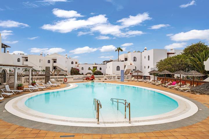 Holiday rental for 6 people, with Balcony and Garden as well as Children pool in Costa Teguise