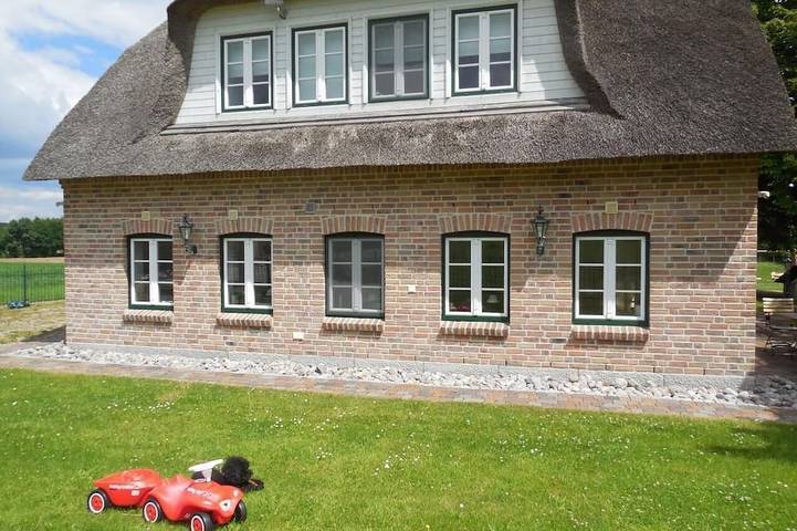 Ferienhaus für 8 Personen, mit Garten in Steinbergkirche