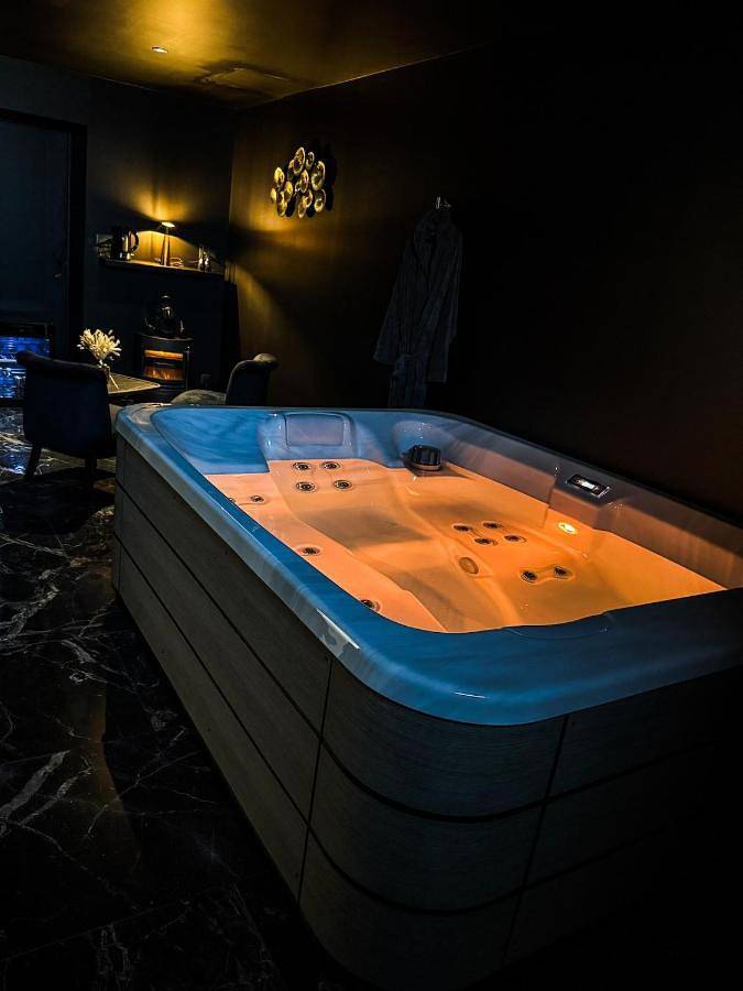 Maison de vacances pour 2 personnes, avec jacuzzi et jardin