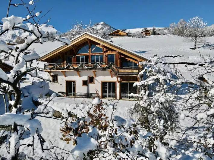 Chalet pour 8 personnes, avec Terrasse et Jardin à Cordon