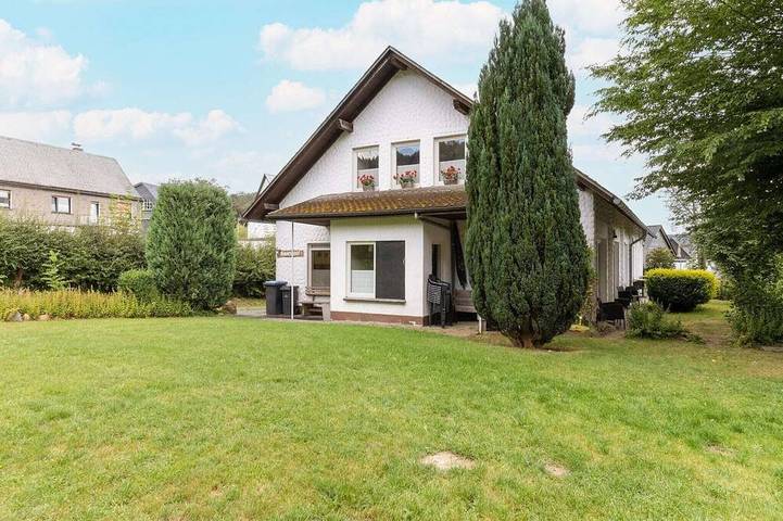 Ferienhaus für 23 Personen, mit Garten und Balkon - 1