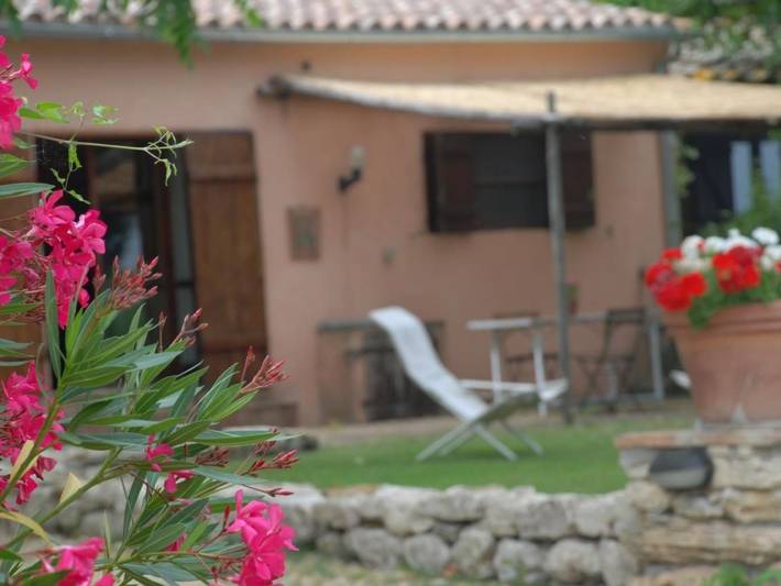 Appartamento vacanze per 2 persone, con Giardino e Piscina in Umbria