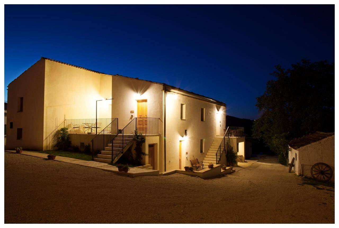 Agriturismo Rosso di Sera in Cugnoli, Gran Sasso