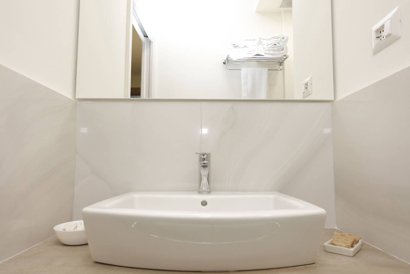 Ganze Wohnung, Path House - Garden Apartment 2 - Rs in Torre Archirafi, Riposto