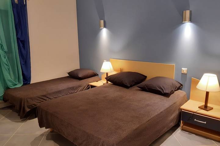 Location de vacances pour 5 personnes, avec jardin ainsi que piscine et terrasse à Veyrignac - 3