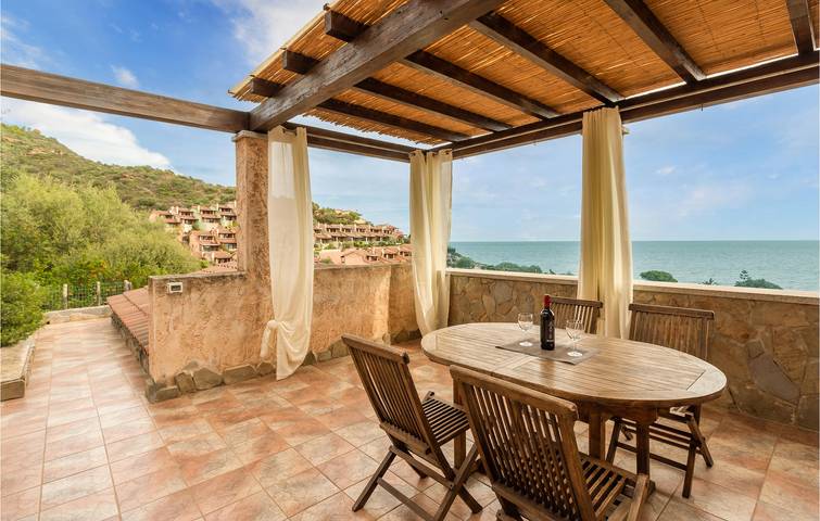Appartamento con vista mare con parcheggio, cucina e spiaggia nelle vicinanze in Porto Tramatzu, Villaputzu
