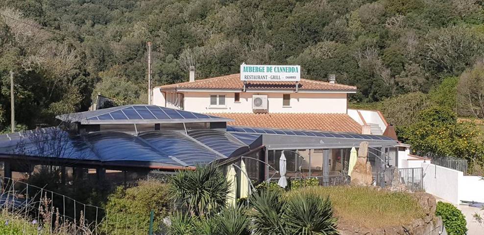 Chambre d’hôte pour 2 personnes, avec piscine et terrasse à Sari-Solenzara