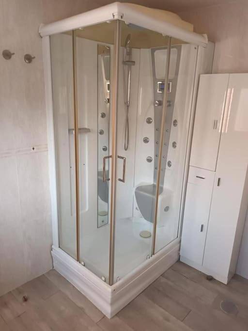 Location de vacances pour 5 personnes, avec terrasse et piscine à Boadilla del Monte - 4