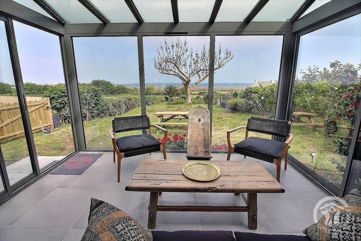 Gîte pour 4 personnes, avec piscine ainsi que jardin et terrasse à Pleubian - 2