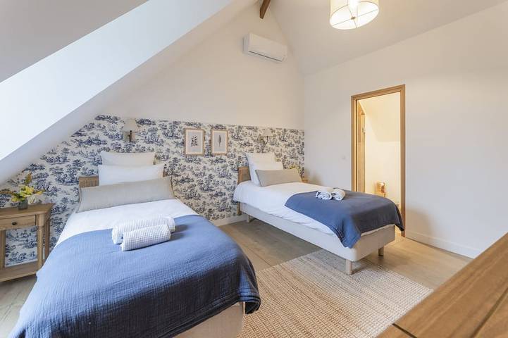 Location de vacances pour 10 personnes, avec piscine et terrasse à Cricquebœuf - 3