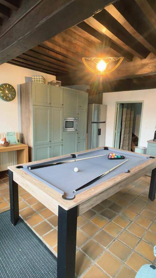 Location de vacances pour 12 personnes, avec vue et jardin à Dun-les-Places - 4