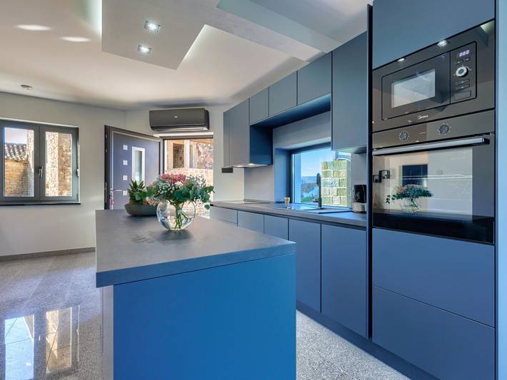 Ferienhaus für 6 Personen, mit Pool und Terrasse sowie Ausblick und Garten in Istrien - 3