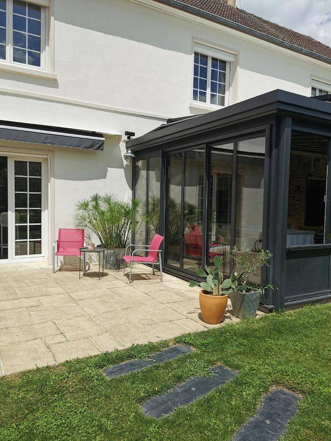 Location de vacances pour 10 personnes, avec piscine ainsi que jardin et jacuzzi, adapté aux familles à Roézé-sur-Sarthe - 4