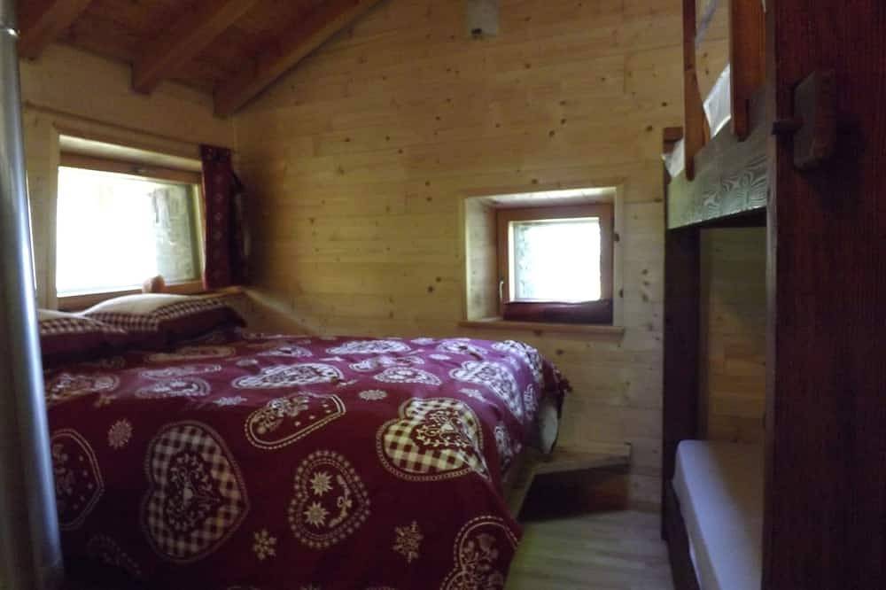 Kleines Haus mittelalterlichen Ursprungs restauriert. in Brengon, La Magdeleine