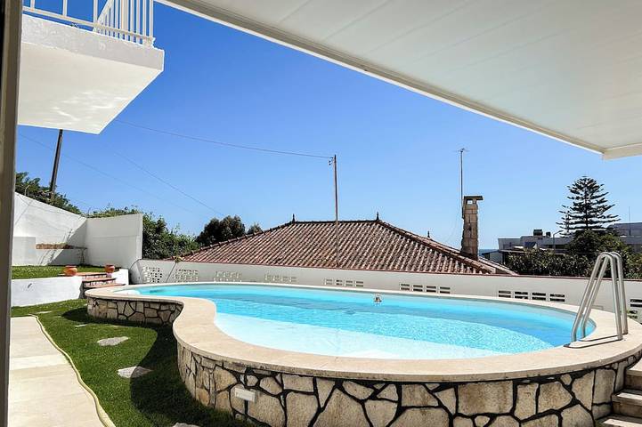 Casa de férias para 6 pessoas, com piscina em Sesimbra