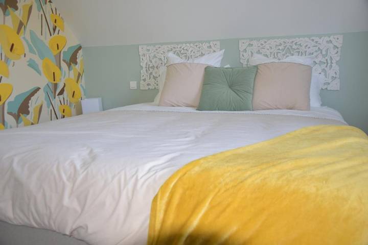 Chambre d’hôte pour 2 personnes, avec Terrasse ainsi que Jardin et Vue à Verlinghem