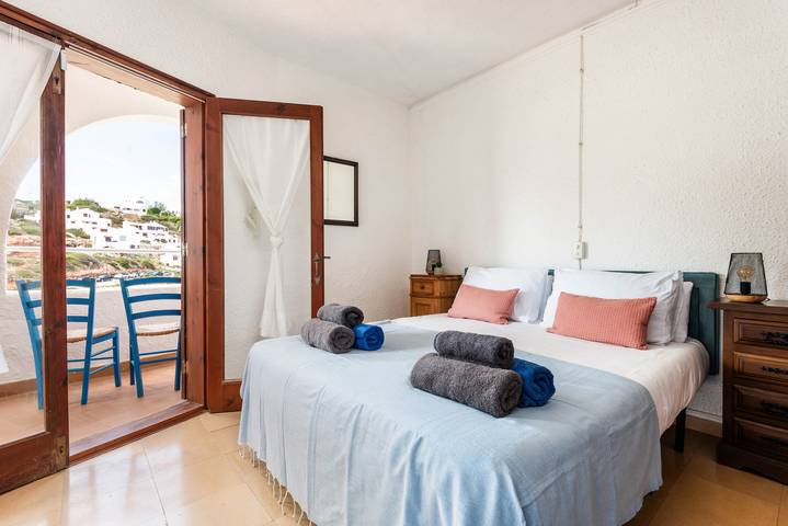 Ferienwohnung für 4 Personen, mit Pool und Terrasse sowie Meerblick auf Menorca - 3