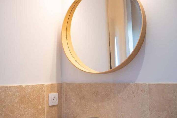 Gîte pour 2 personnes, avec jardin ainsi que sauna et piscine, animaux acceptés à Savignac-de-Miremont - 4