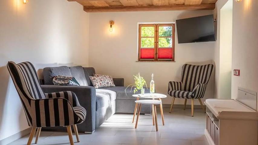 Ferienwohnung für 8 Personen, mit Balkon