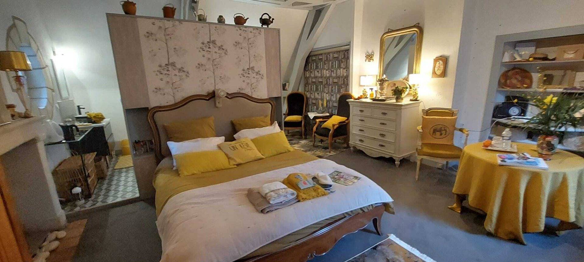 Les Ormeaux - Chambre jeune fille in Bouchemaine, Région d'Angers