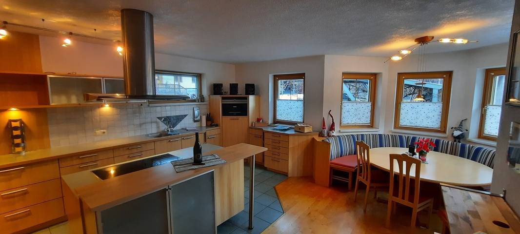 Ganze Wohnung, Apartment „Rackhof“ mit Bergblick, privater Terrasse und Wlan in Schobergruppe, Oberlienz