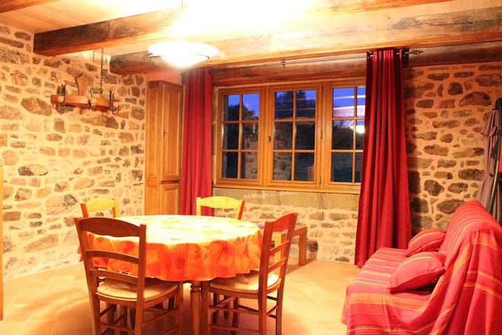Gîte pour 4 personnes, avec terrasse ainsi que jardin et piscine dans le Tarn-et-Garonne - 2