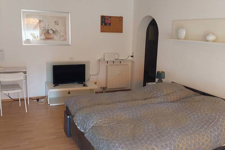 Ferienwohnung für 3 Personen, mit Balkon und Garten