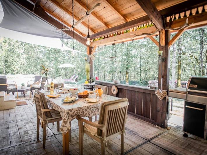 Location de vacances pour 4 personnes, avec piscine et jardin à Bélaye - 3