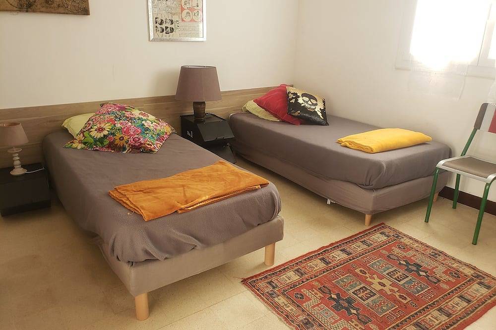 Appartement Climatisé, Rdc Villa, Avec Jardin Arboré. Proche Centre Ville Bastia in Ville-di-Pietrabugno, Cap Corse