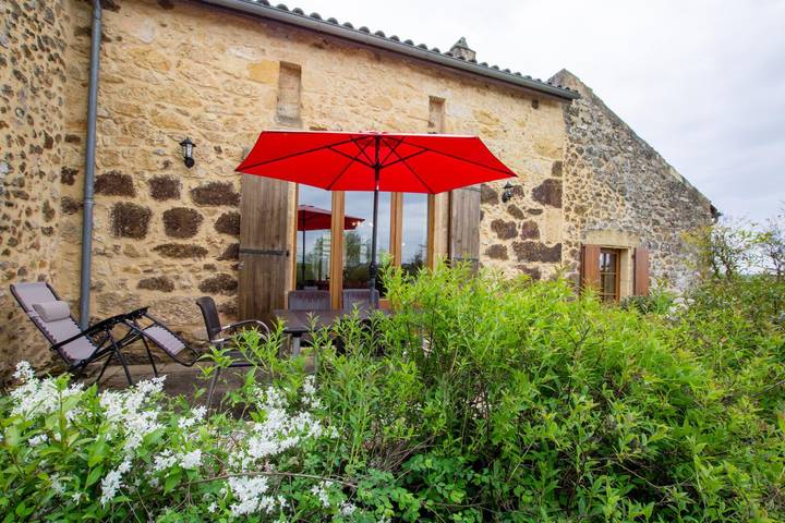 Gîte für 6 Personen, mit Terrasse und Garten