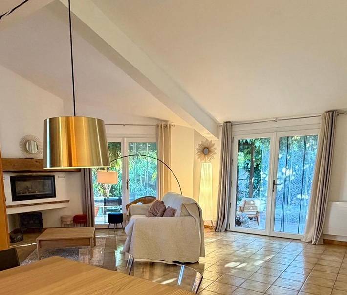 Villa pour 6 personnes, avec Balcon et Terrasse ainsi que Jardin et Piscine à Villeneuve-Loubet - 2